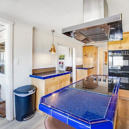 Cape Meares Beach Getaway Экстерьер фото